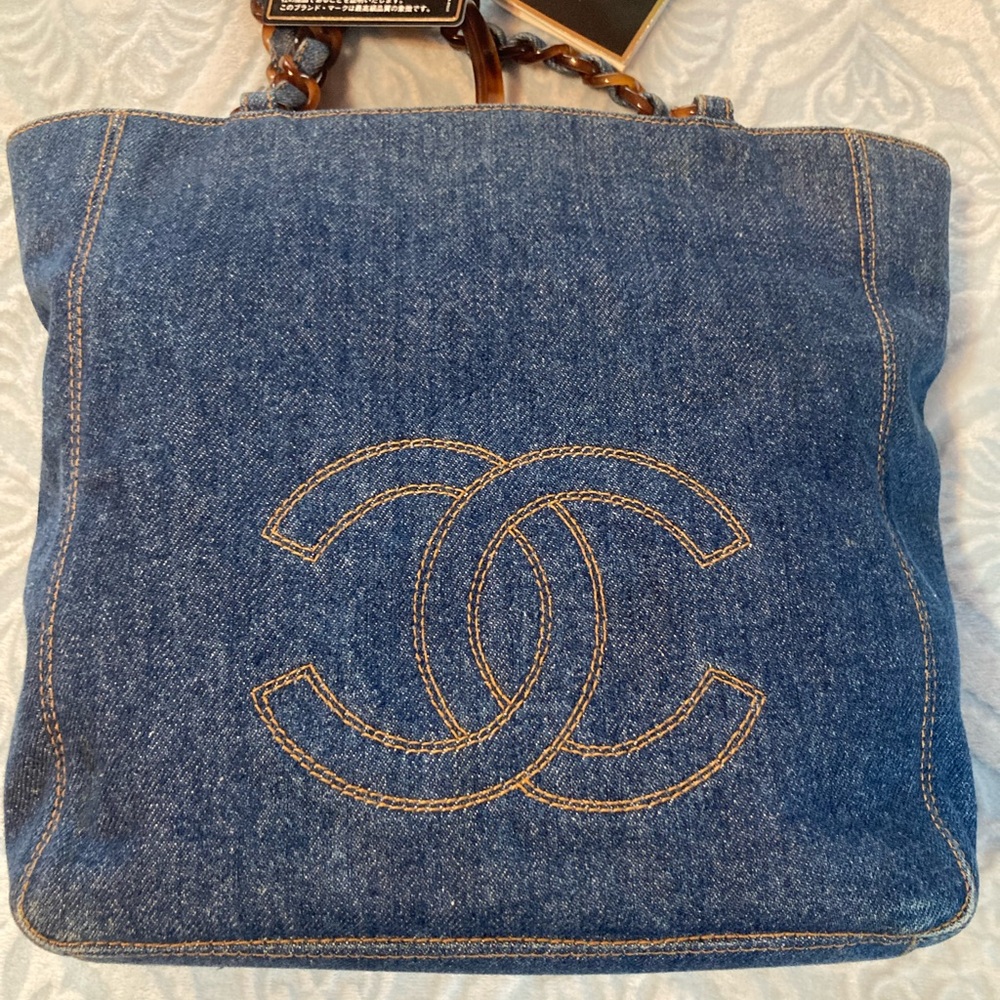 CHANEL CC DENIM TOTE